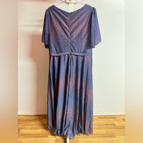 Long Gown - Picture 3 of 4